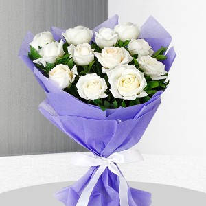 White Rosed Bunch